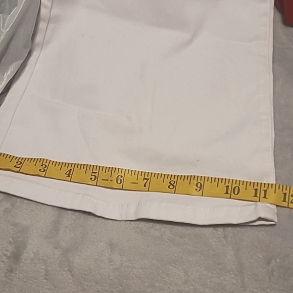 YMI High Rise Flare White Jeans - Picture 7 of 7